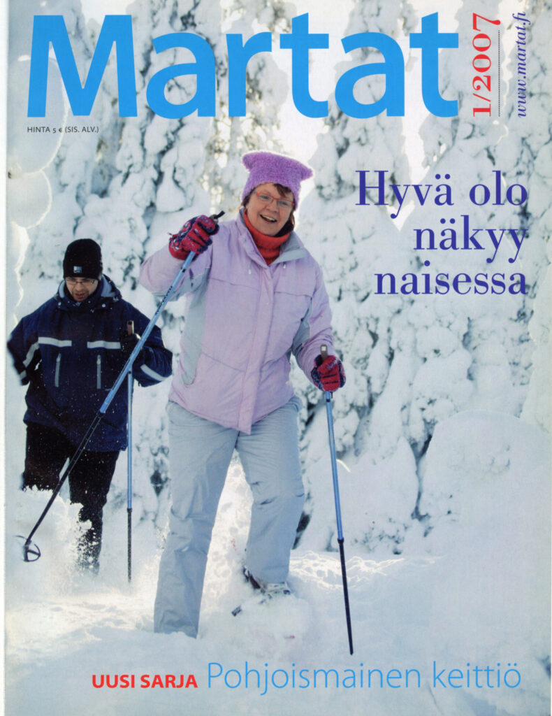 Ensimmäisen Martat-nimisen lehden kansi. Nainen hiihtää kansikuvassa.